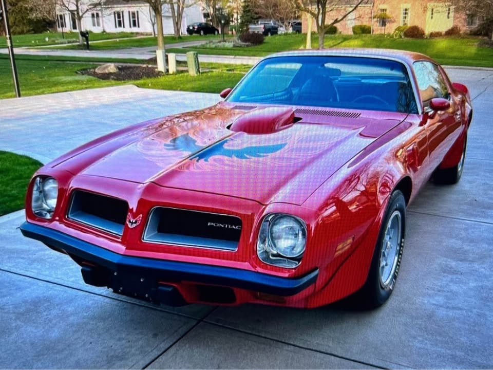 Pontiac-Firebird-1974-Coupe-1