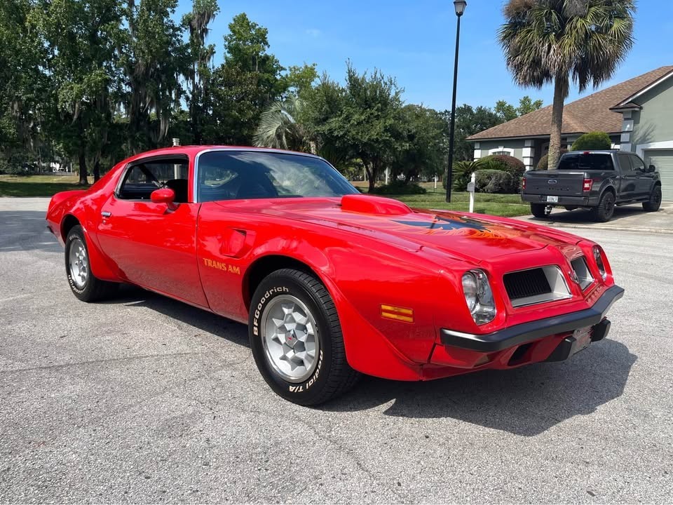 Pontiac-Firebird-1974-Coupe-12
