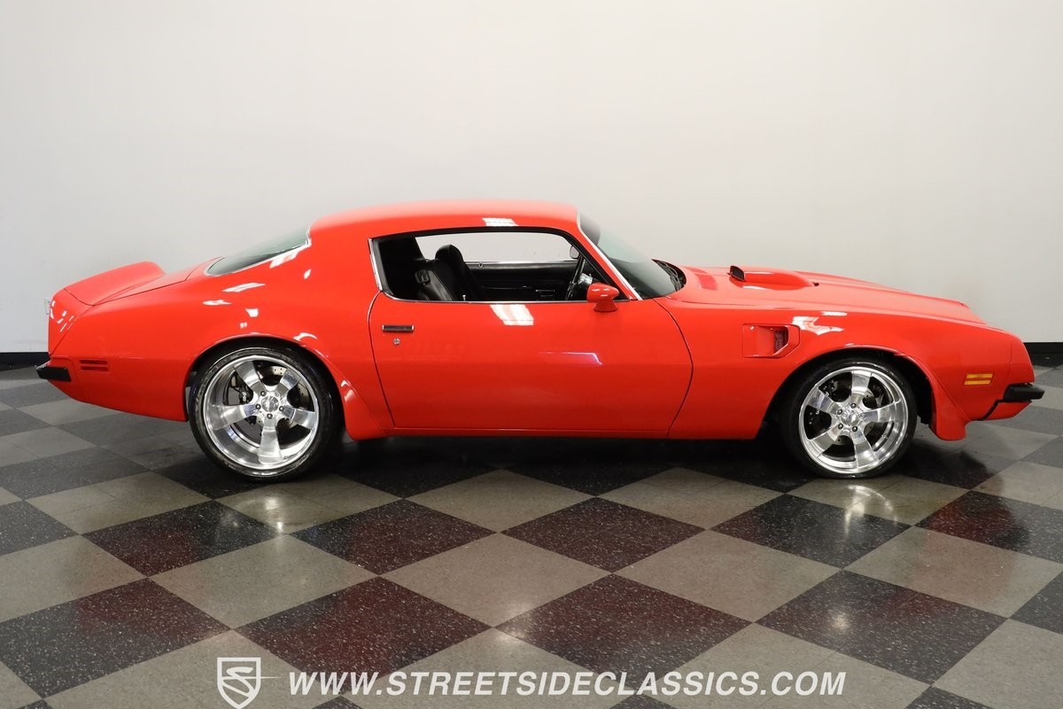 Pontiac-Firebird-1974-Coupe-12