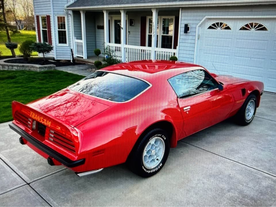Pontiac-Firebird-1974-Coupe-2