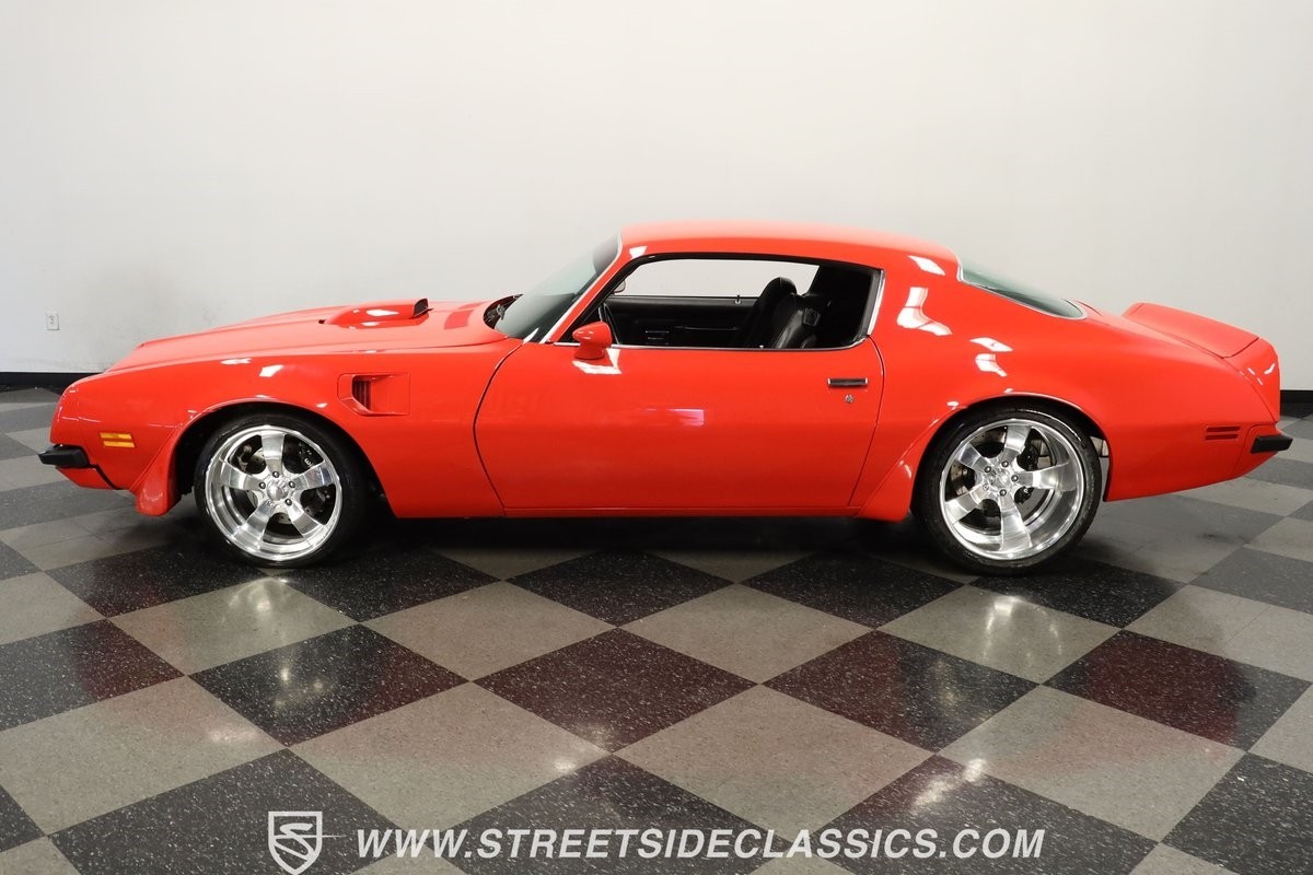Pontiac-Firebird-1974-Coupe-2