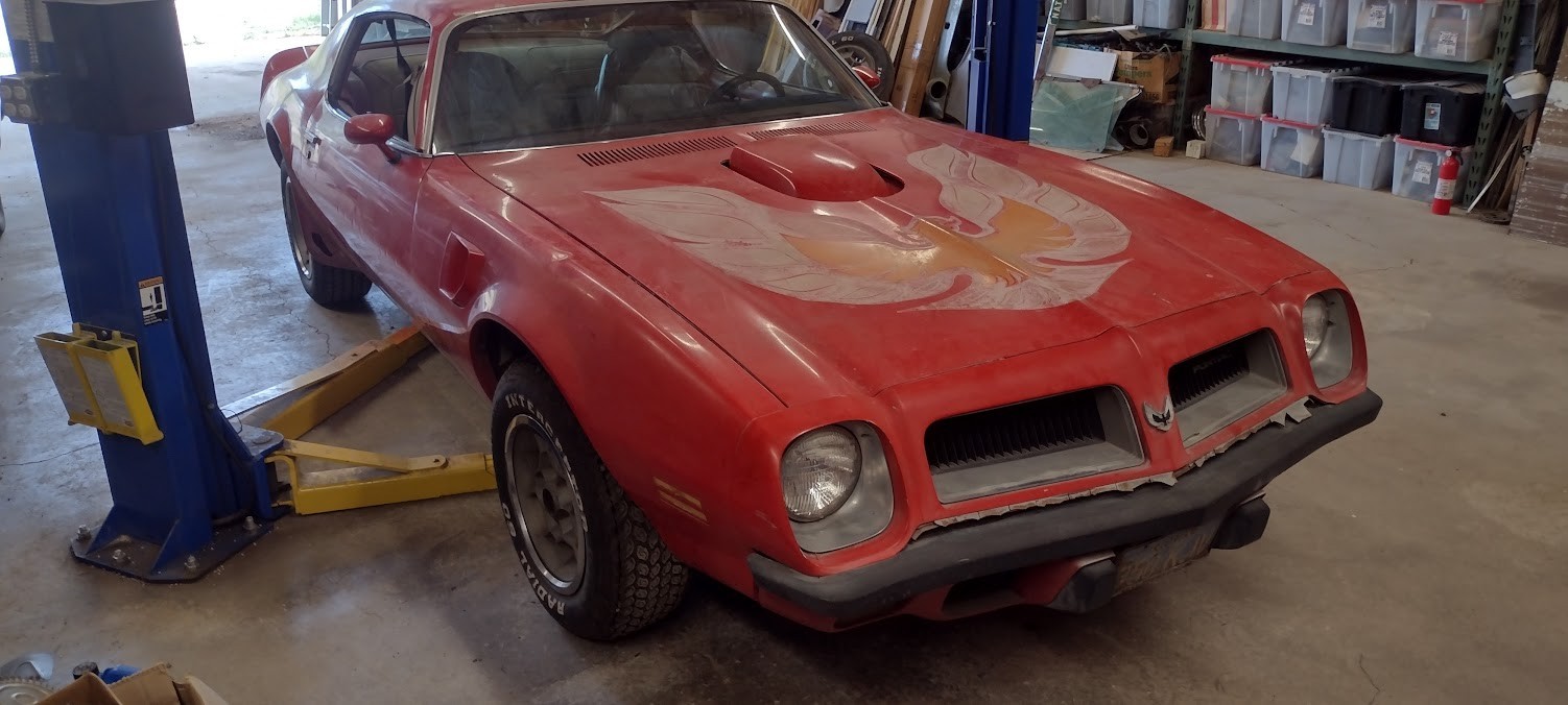 Pontiac-Firebird-1974-Coupe-3