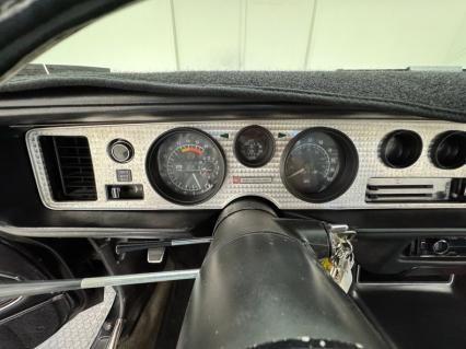 Pontiac-Firebird-1978-Starlite-Black-Gray-40