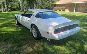 Pontiac-Firebird-1981-Coupe-3