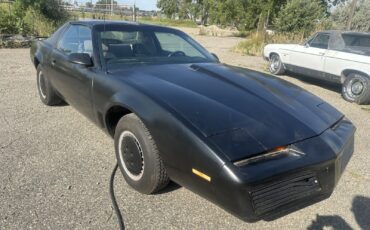 Pontiac-Firebird-1982-1
