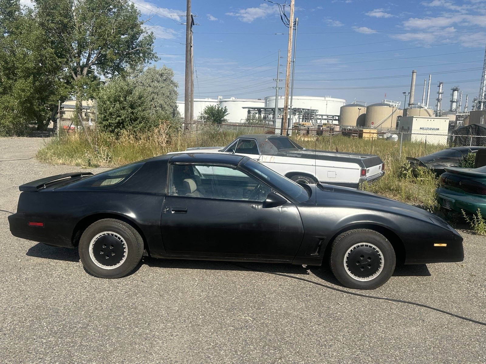 Pontiac-Firebird-1982