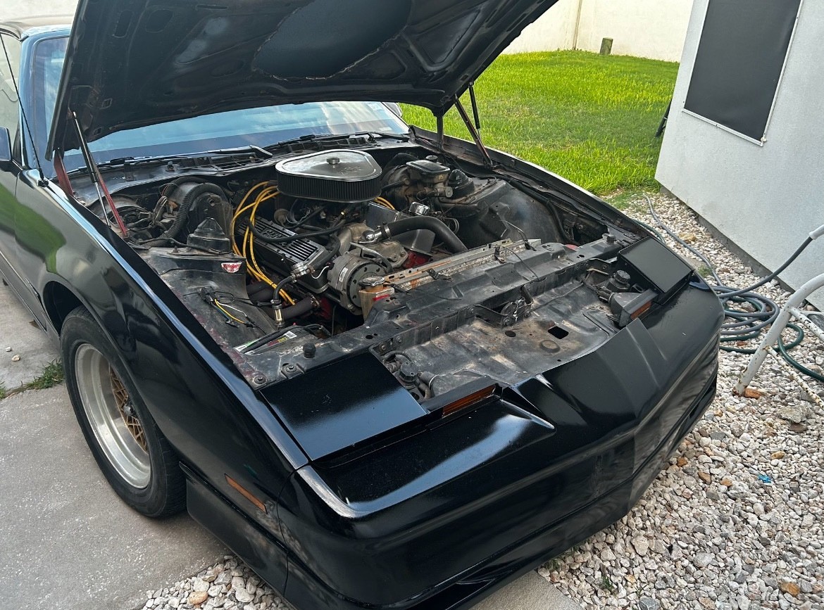 Pontiac-Firebird-1985-Coupe-15
