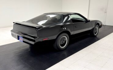 Pontiac-Firebird-1987-Black-Gray-12