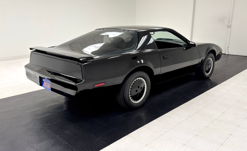 Pontiac-Firebird-1987-Black-Gray-12