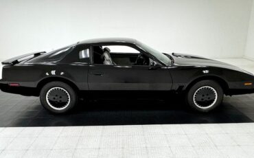 Pontiac-Firebird-1987-Black-Gray-13