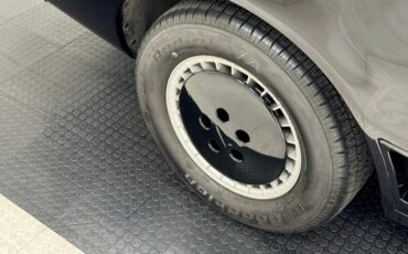 Pontiac-Firebird-1987-Black-Gray-2