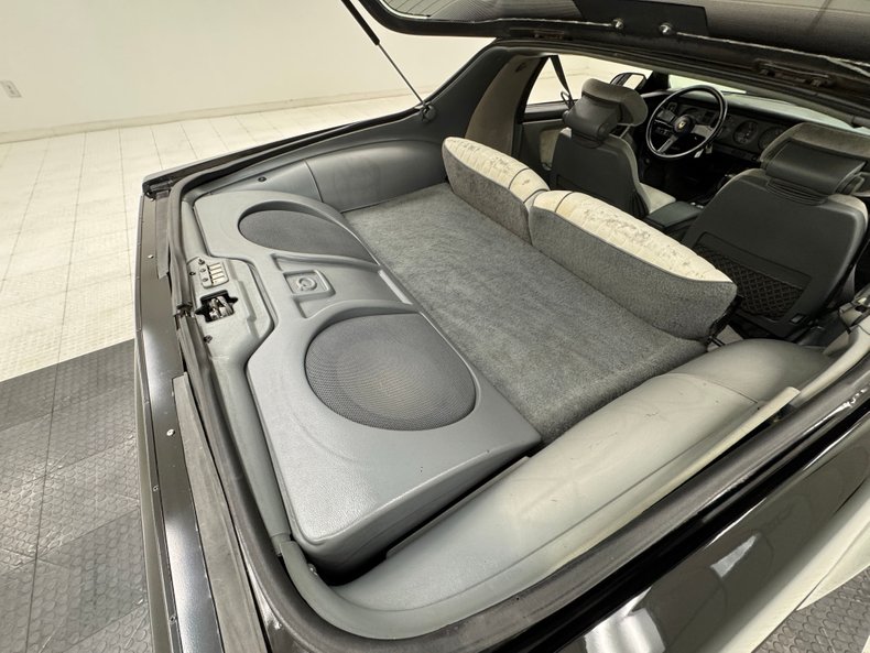 Pontiac-Firebird-1987-Black-Gray-26