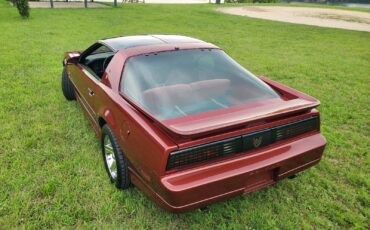 Pontiac-Firebird-1987-Coupe-28