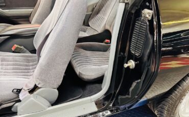 Pontiac-Firebird-1989-Hatchback-34