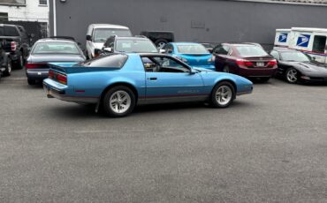 Pontiac-Firebird-1990-9