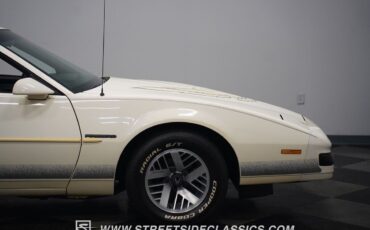 Pontiac-Firebird-1990-Coupe-35