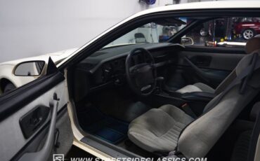Pontiac-Firebird-1990-Coupe-4