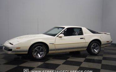 Pontiac-Firebird-1990-Coupe-8