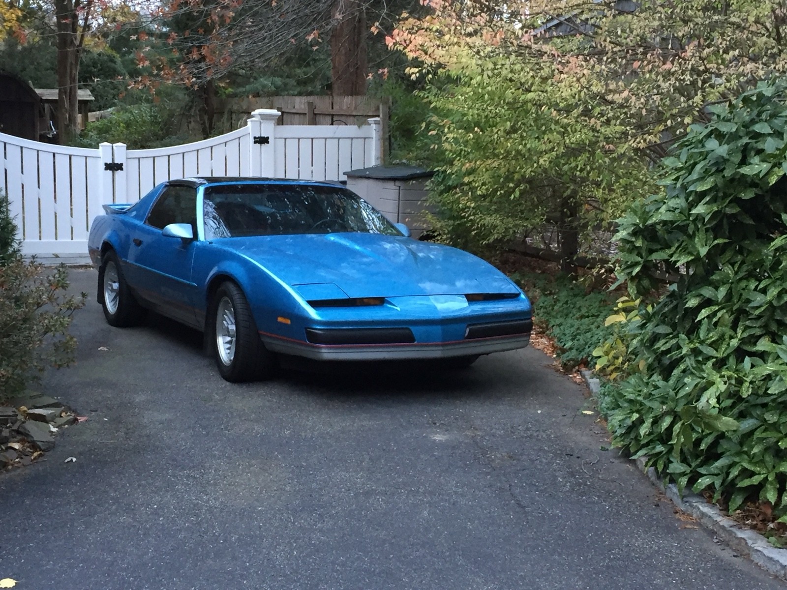 Pontiac-Firebird-1990
