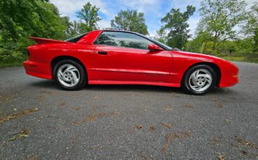 Pontiac-Firebird-1993-Coupe-2