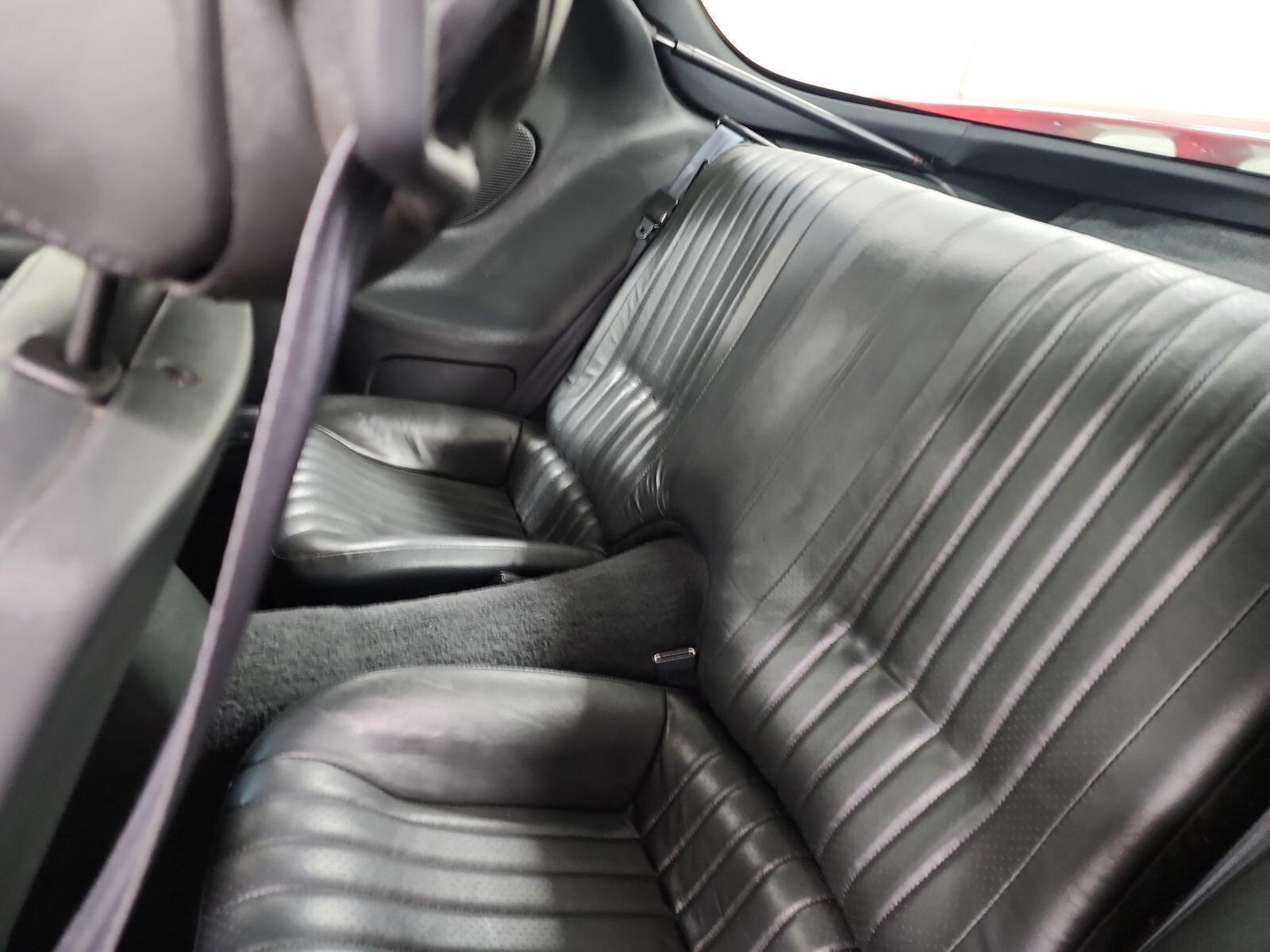 Pontiac-Firebird-1993-Coupe-9