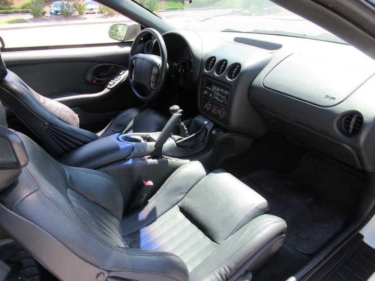 Pontiac-Firebird-1994-Bright-White-Black-10