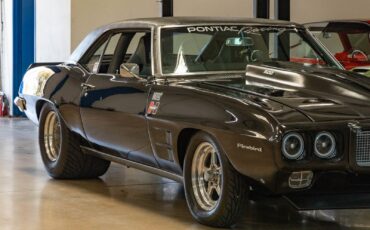 Pontiac-Firebird-Custom-1969-2-Door-Hardtop-10