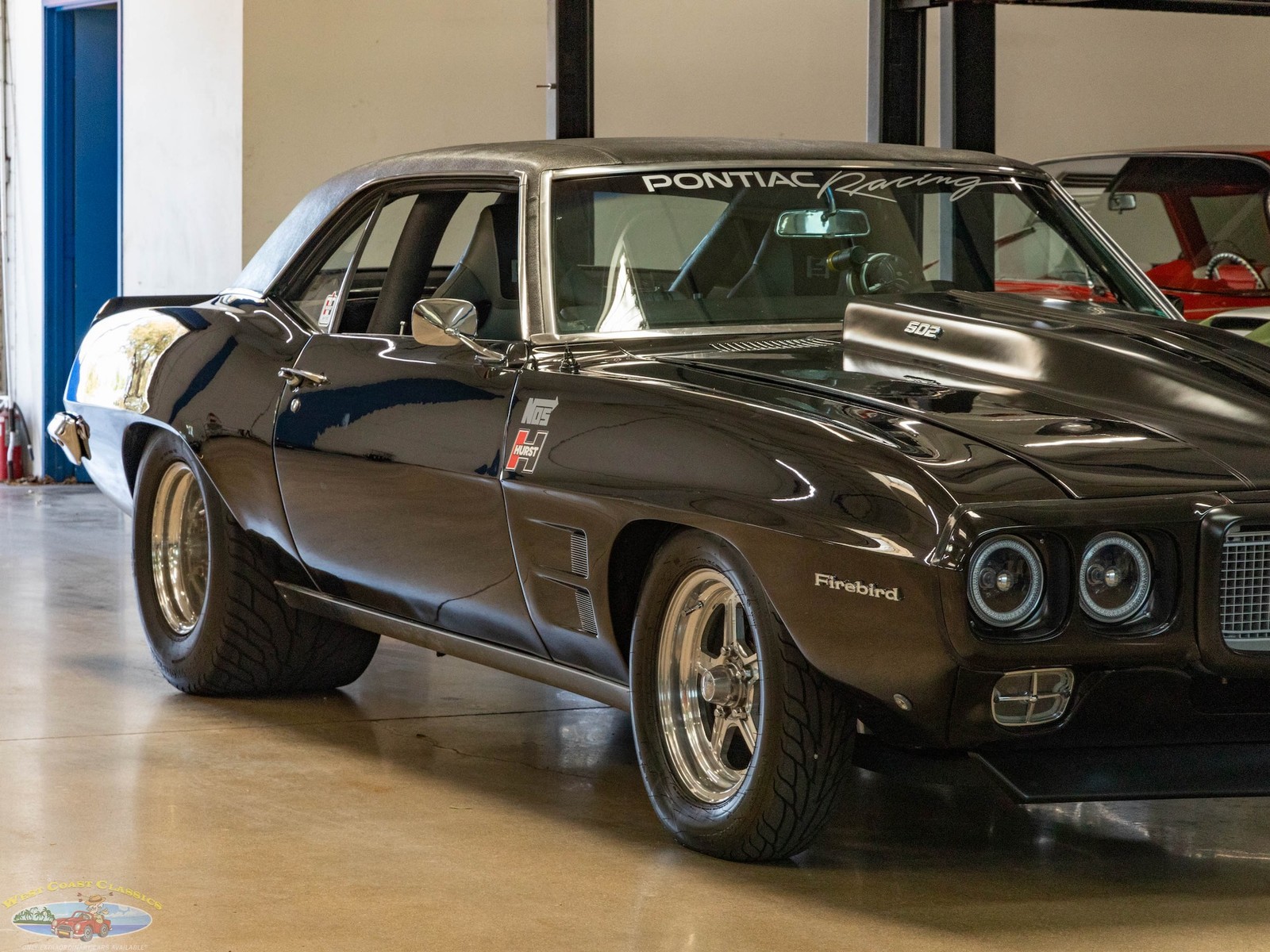 Pontiac-Firebird-Custom-1969-2-Door-Hardtop-10