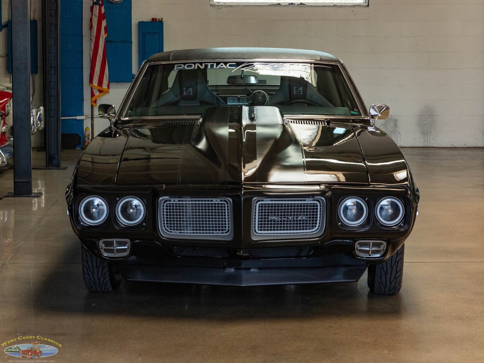 Pontiac-Firebird-Custom-1969-2-Door-Hardtop-12
