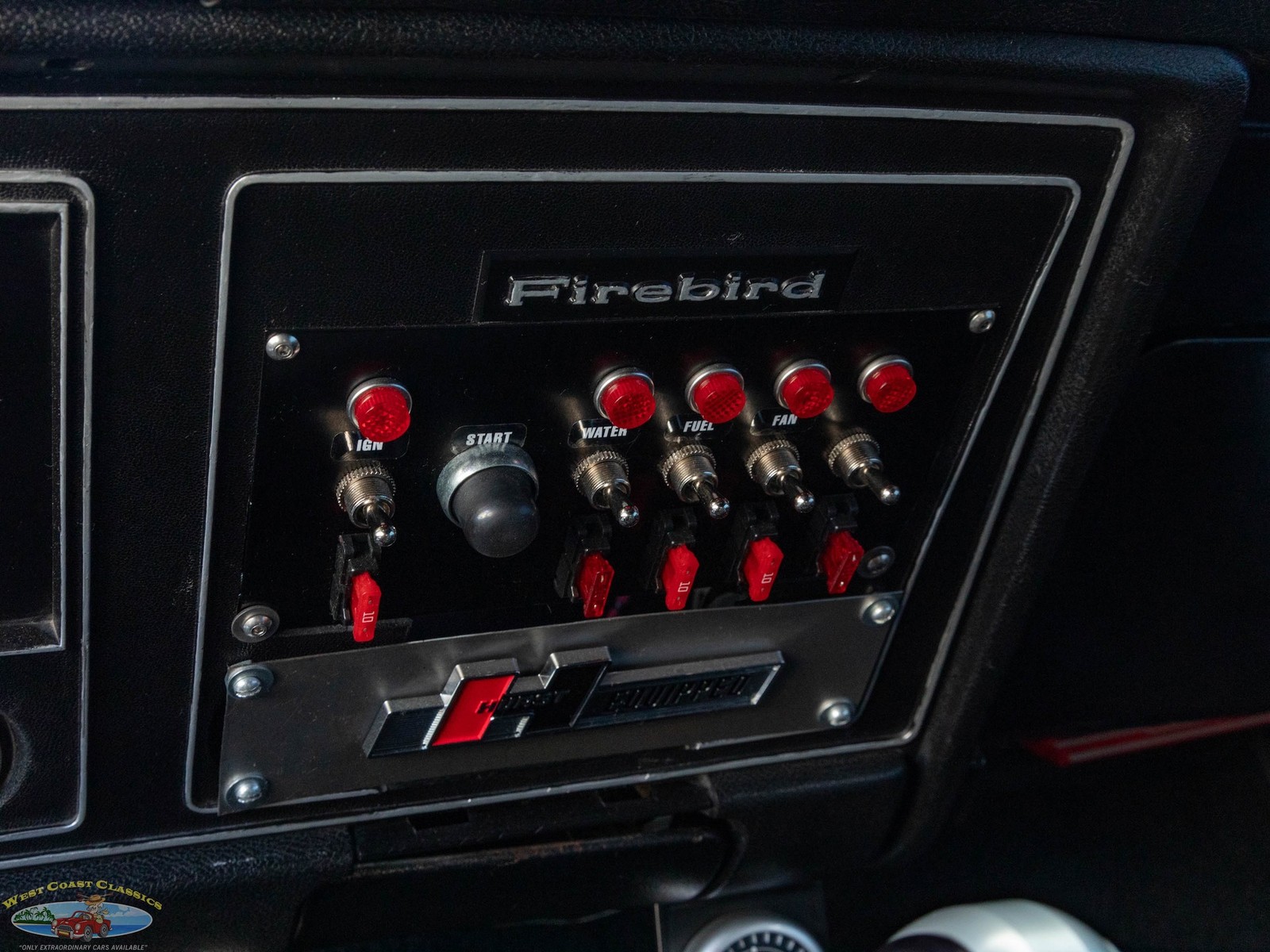 Pontiac-Firebird-Custom-1969-2-Door-Hardtop-35
