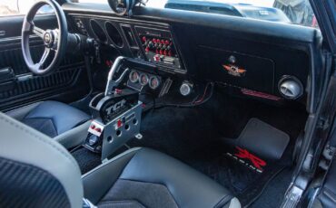 Pontiac-Firebird-Custom-1969-2-Door-Hardtop-36