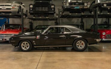 Pontiac-Firebird-Custom-1969-2-Door-Hardtop-5