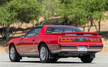 Pontiac-Firebird-formula-1988-Bright-Red-Gray-1