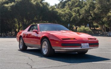 Pontiac-Firebird-formula-1988-Bright-Red-Gray-14