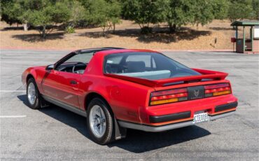 Pontiac-Firebird-formula-1988-Bright-Red-Gray-15