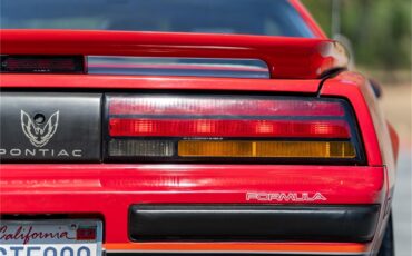 Pontiac-Firebird-formula-1988-Bright-Red-Gray-19