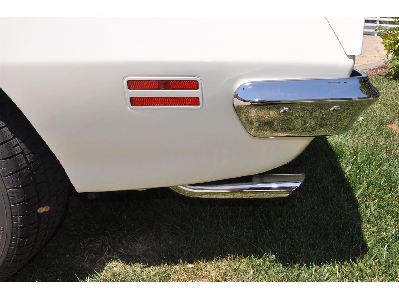 Pontiac-Firebird-trans-am-1973-White-Black-Deluxe-11