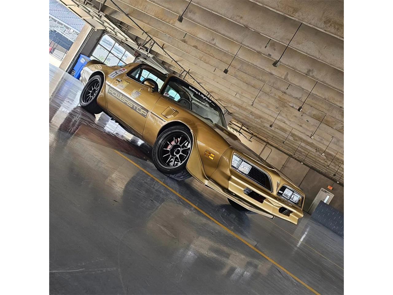 Pontiac-Firebird-trans-am-1978-Solar-Gold-Camel-Tan-Black-18