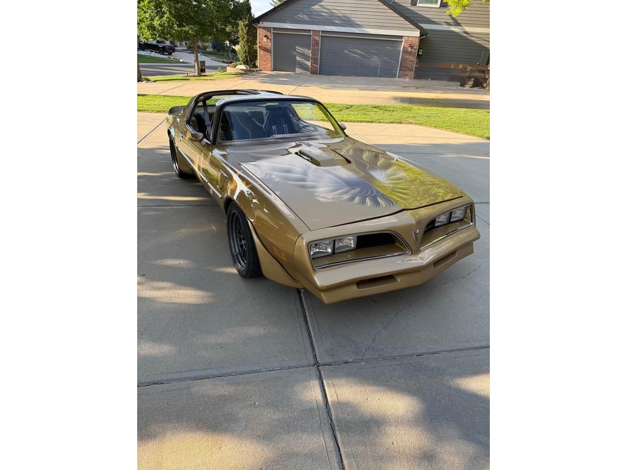 Pontiac-Firebird-trans-am-1978-Solar-Gold-Camel-Tan-Black-4