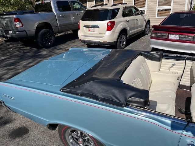 Pontiac-GTO-1964-Convertible-8
