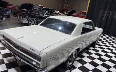 Pontiac-GTO-1964-Coupe-11