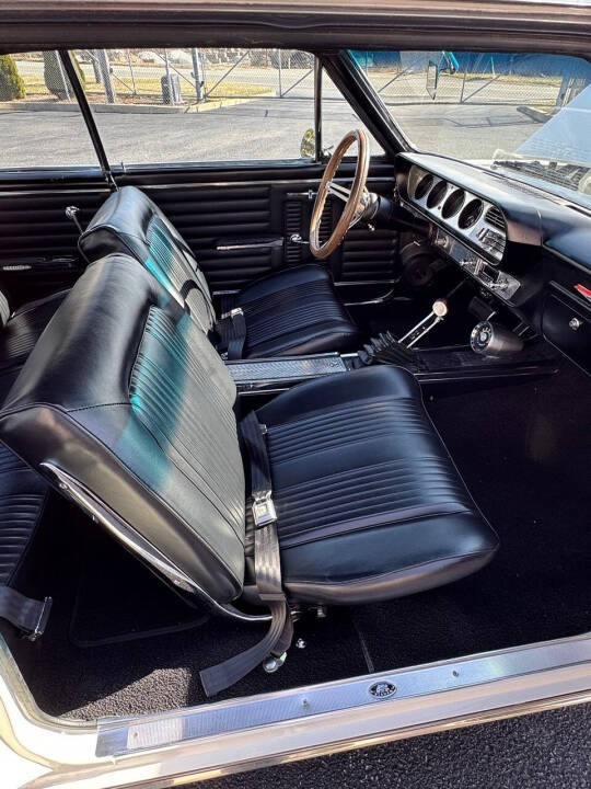 Pontiac-GTO-1964-Coupe-13