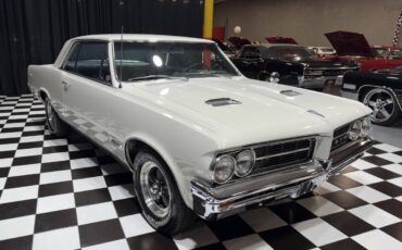 Pontiac-GTO-1964-Coupe-17