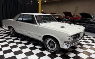 Pontiac-GTO-1964-Coupe-27