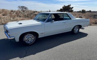 Pontiac-GTO-1964-Coupe-4