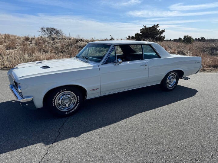 Pontiac-GTO-1964-Coupe-4