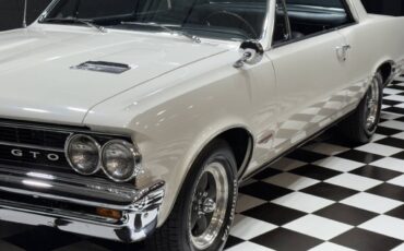 Pontiac-GTO-1964-Coupe-5