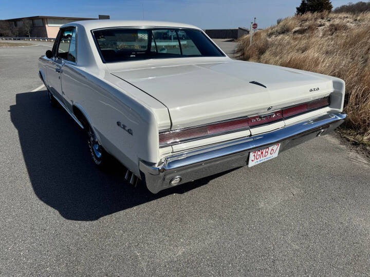 Pontiac-GTO-1964-Coupe-5