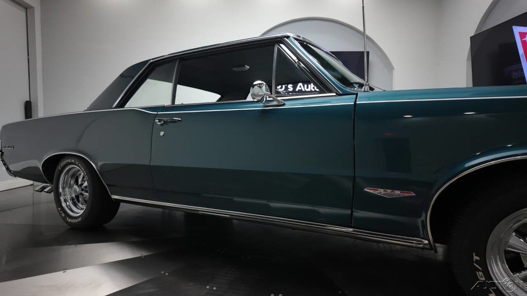 Pontiac-GTO-1965-15