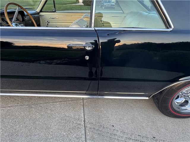 Pontiac-GTO-1965-2-Door-Coupe-25